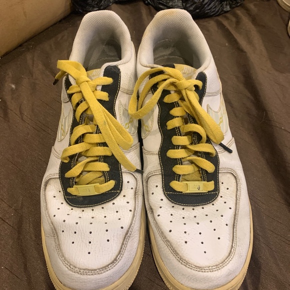 Nike Air Force 1 ‘07 LV8  Gold link zebra print - Picture 1 of 6